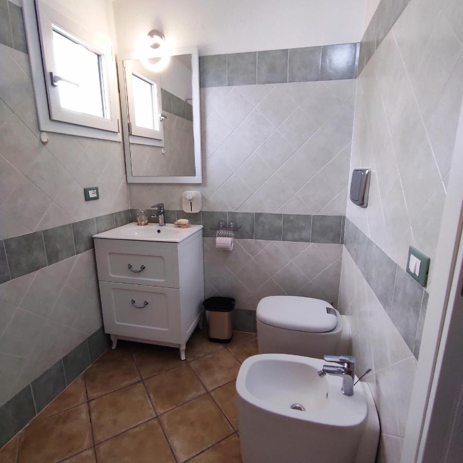 Vista Mare Olbia Bed & Breakfast Exterior photo